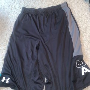 Basketball shorts